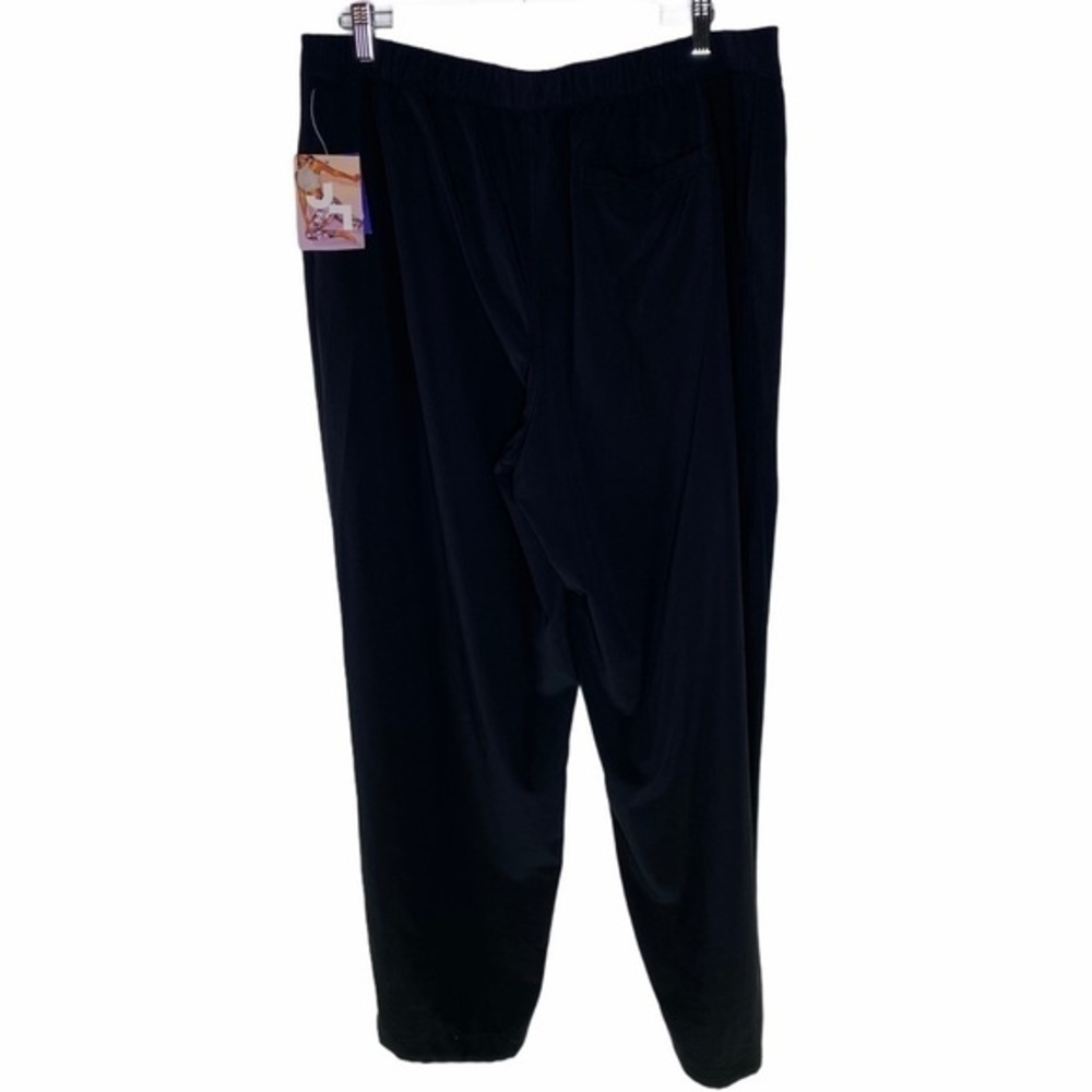 NWT Joy Lab lightweight nylon pant